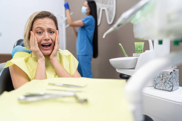 Best Broken or Cracked Tooth Emergency Dentist in Long Grove, IL